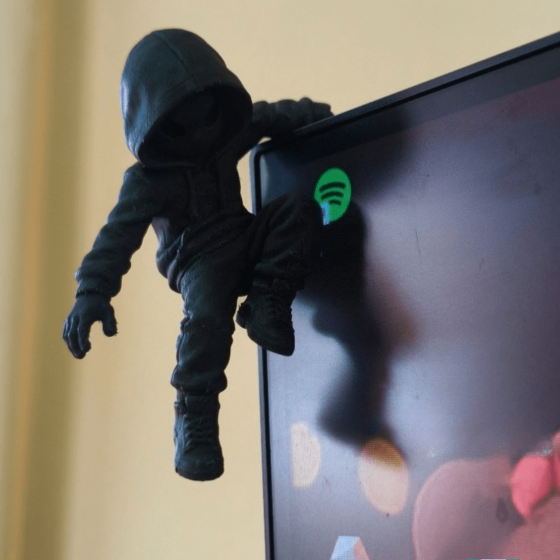 Retro Gaming Gifts - Statuetta Mini Alien con Cappuccio per