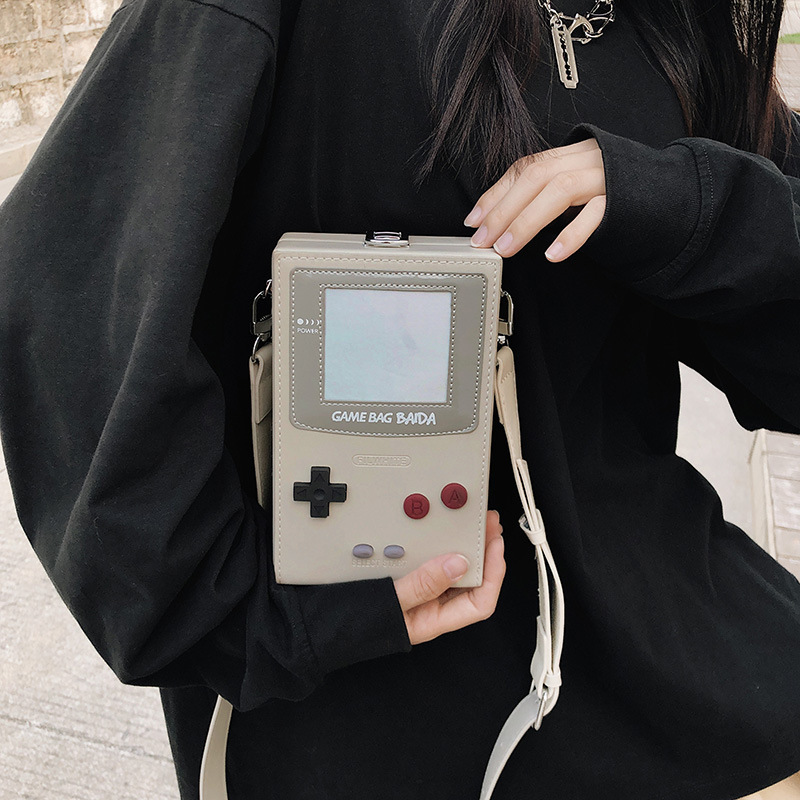 Borsa a tracolla mini a forma  - Retro Gaming Handhelds recensione e prezzo